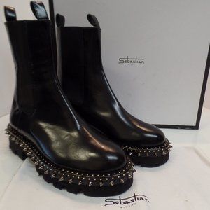 Sebastian Milano Sz 39 Pull On Black Leather Boots With Punk Rock Detailing.